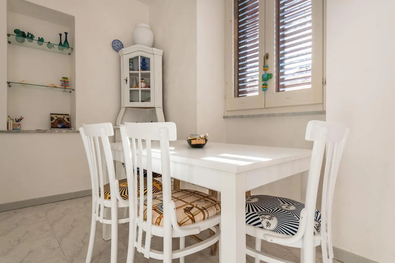 L'Appartamento Nel Corso Carloforte  Apartment Carloforte (Isola di San Pietro)